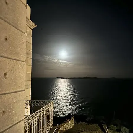 Salty -syros